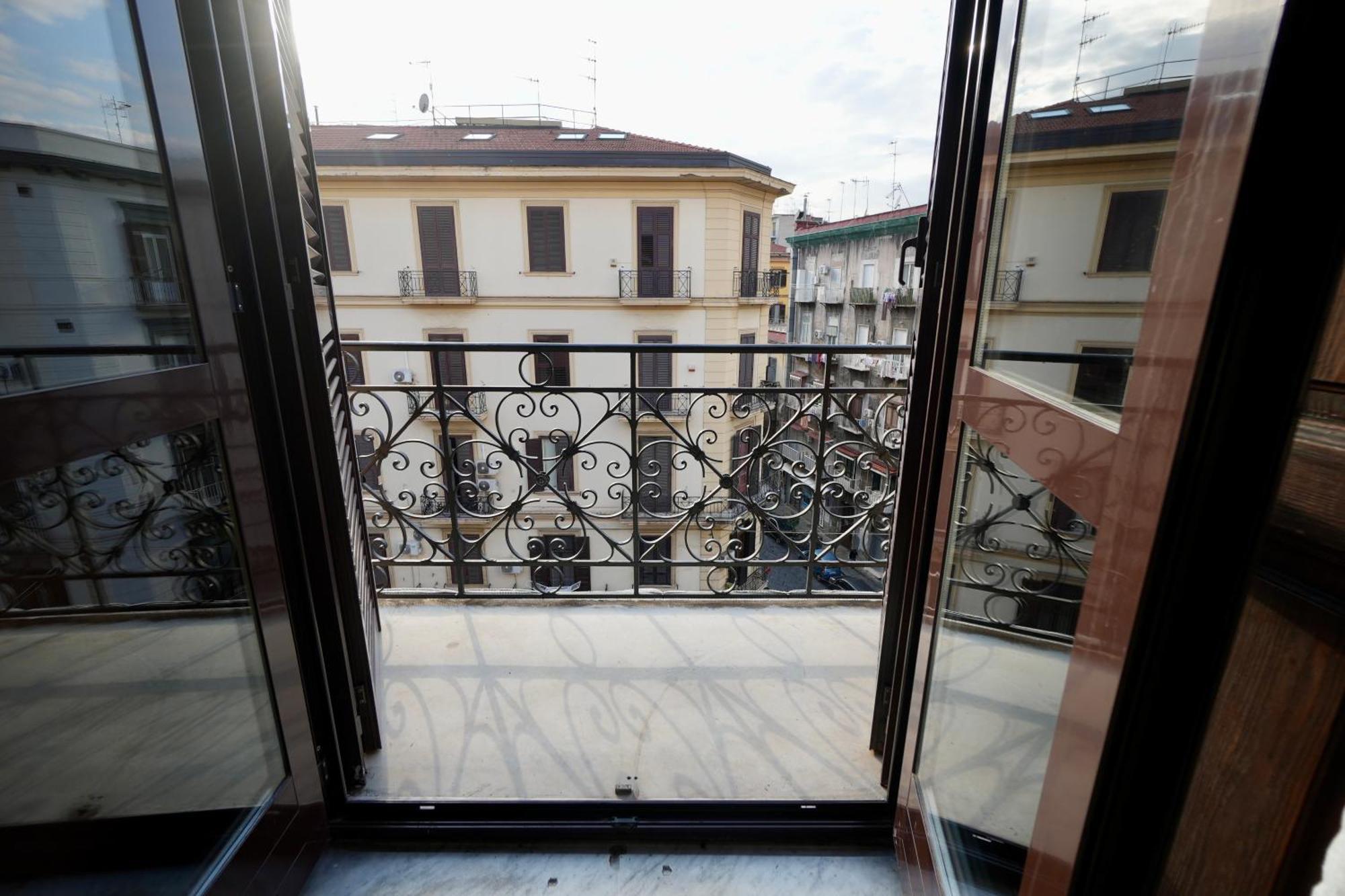Naples 60- Historic Residence Napoli Eksteriør billede